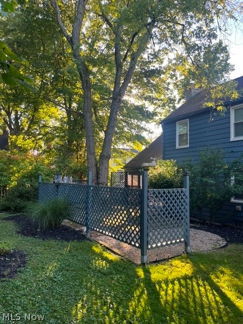 15892 Fenemore Road East Cleveland OH 44112