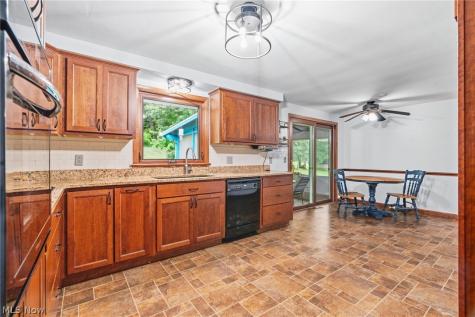 2033 Clearview Street NE Massillon OH 44646