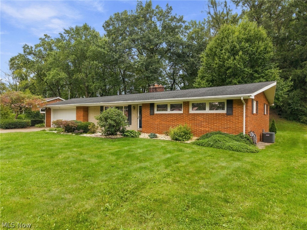 2033 Clearview Street NE Massillon OH 44646