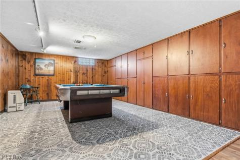 2033 Clearview Street NE Massillon OH 44646