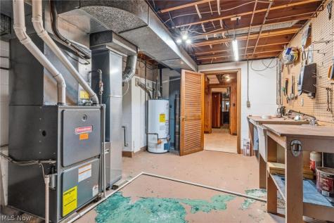 2033 Clearview Street NE Massillon OH 44646