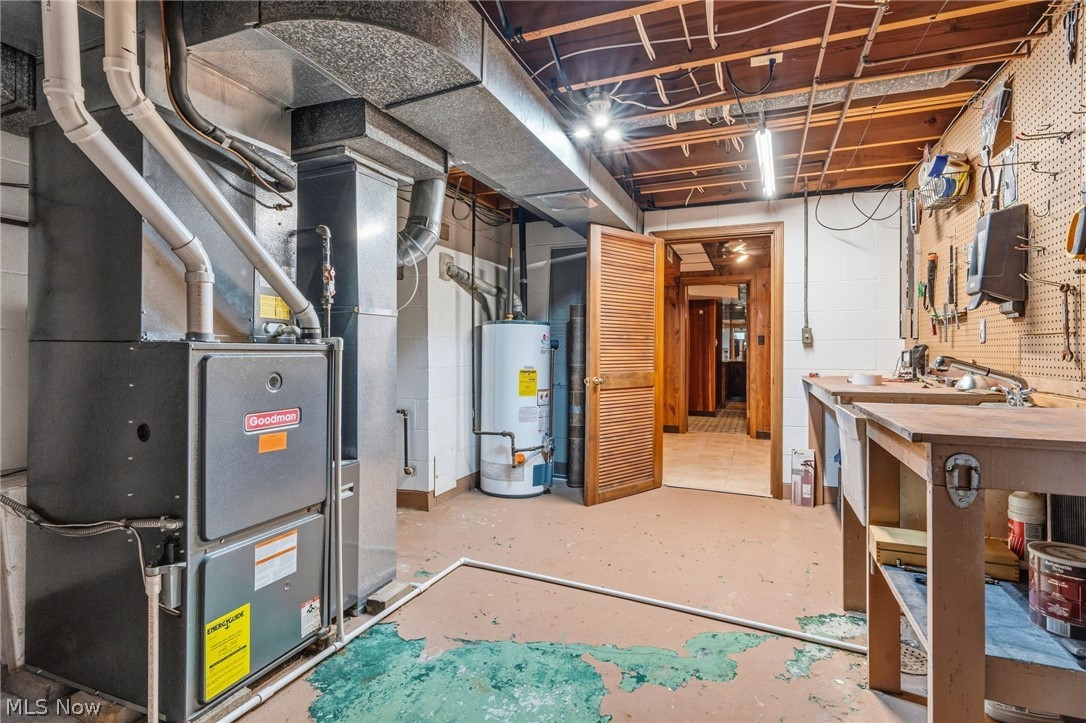 2033 Clearview Street NE Massillon OH 44646