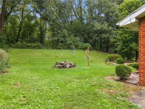 2033 Clearview Street NE Massillon OH 44646