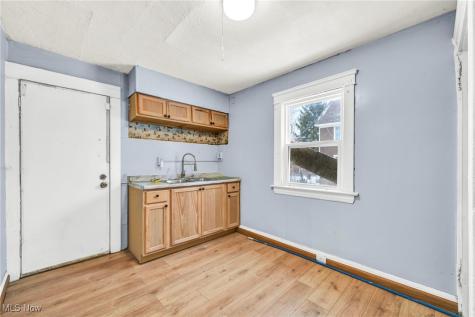3564 E 118th Street Cleveland OH 44105
