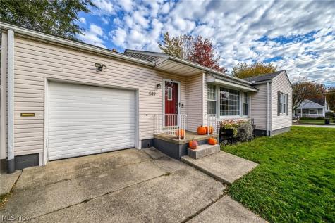 449 E Dresden Avenue Akron OH 44301