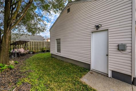 449 E Dresden Avenue Akron OH 44301