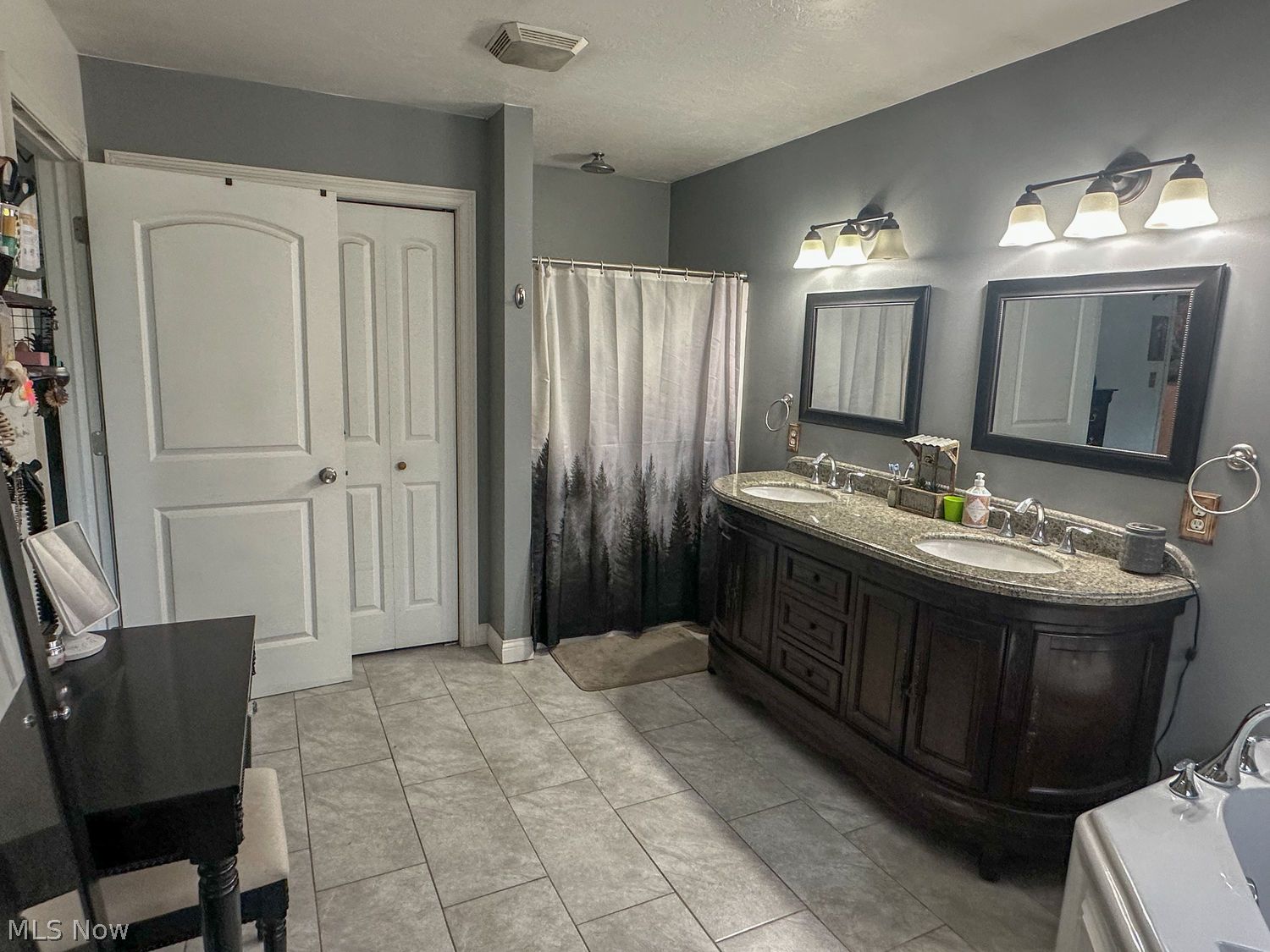 209 Tuckmere Drive Painesville OH 44077
