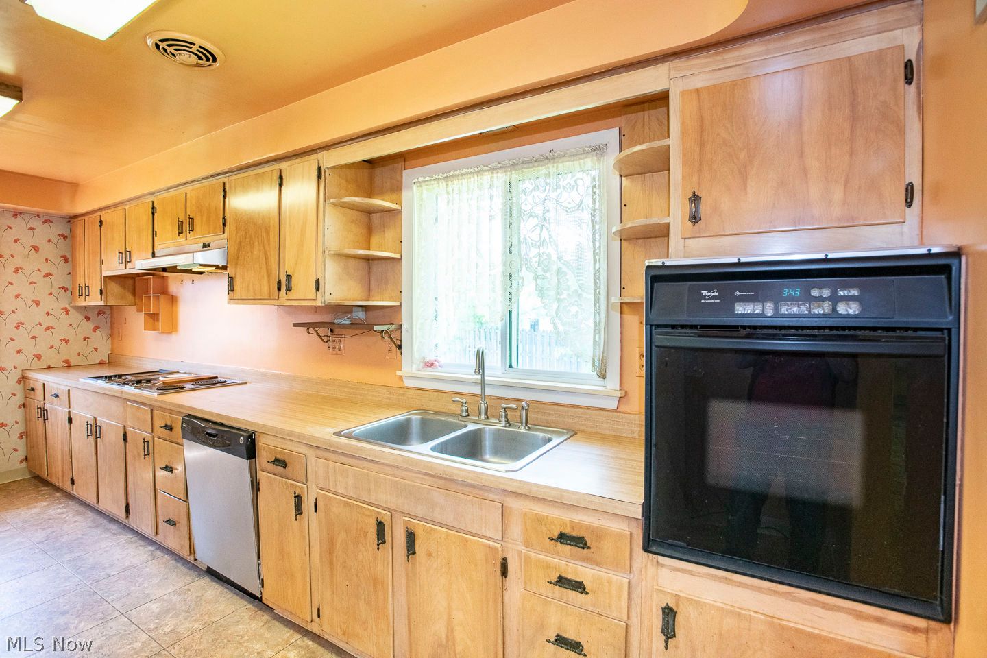 12621 Webster Road Strongsville OH 44136