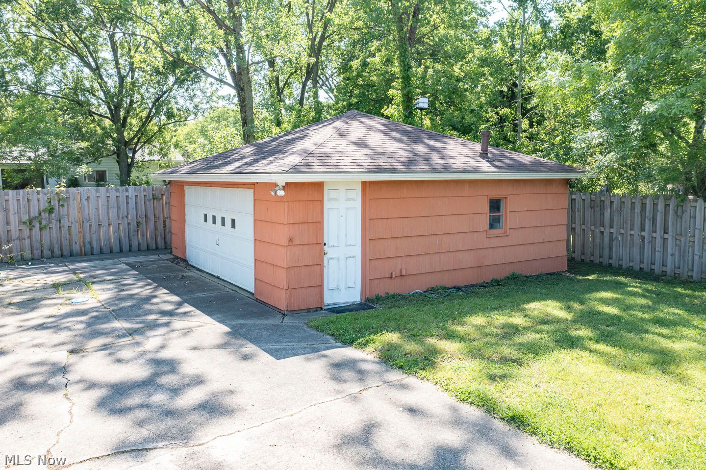 12621 Webster Road Strongsville OH 44136