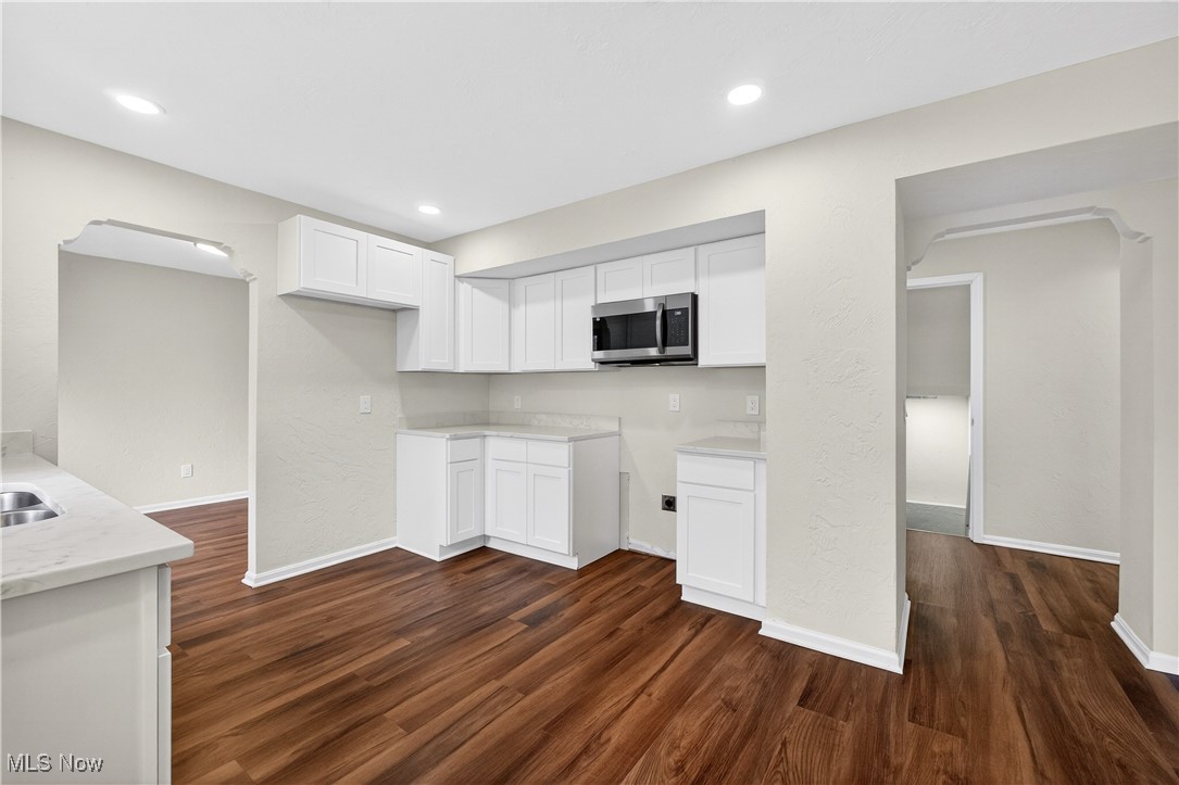 578 N Main Street Amherst OH 44001