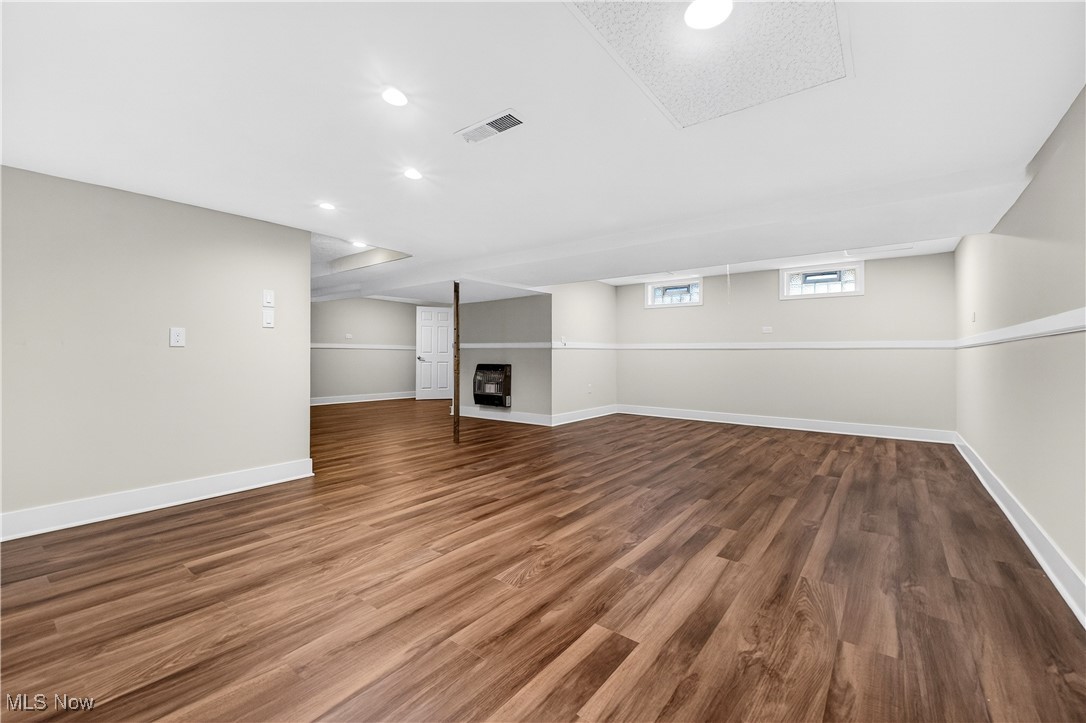 578 N Main Street Amherst OH 44001