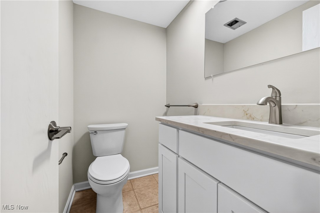 578 N Main Street Amherst OH 44001