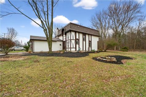 578 N Main Street Amherst OH 44001