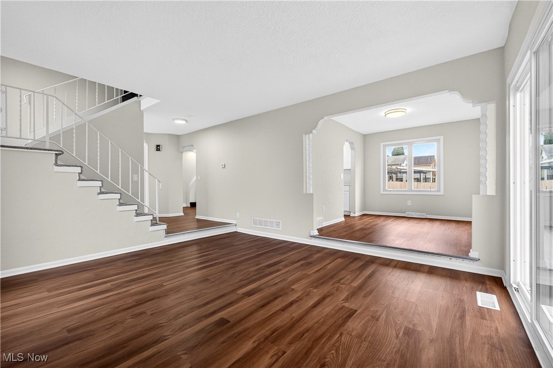 578 N Main Street Amherst OH 44001