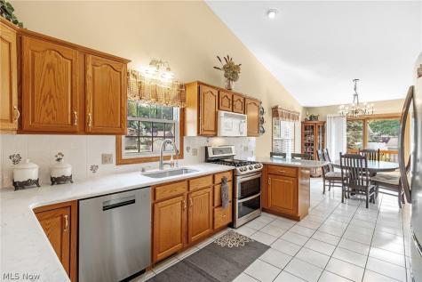 3862 Lorwood Street NW Massillon OH 44646