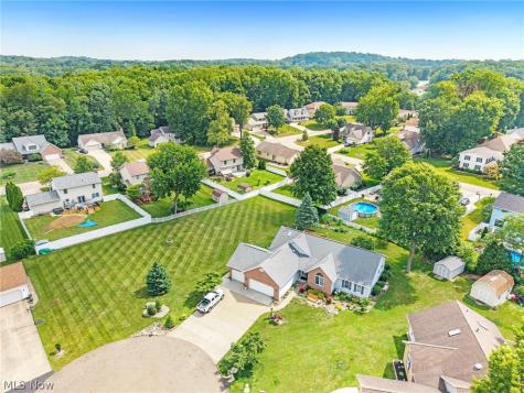 3862 Lorwood Street NW Massillon OH 44646
