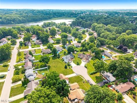 3862 Lorwood Street NW Massillon OH 44646