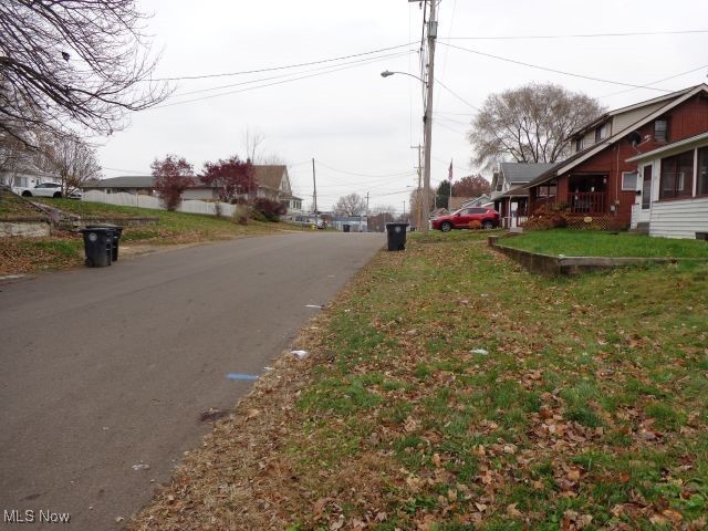 590 Flora Avenue Akron OH 44314