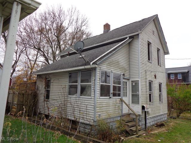590 Flora Avenue Akron OH 44314