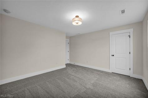 883 White Willow Lane Brunswick OH 44212