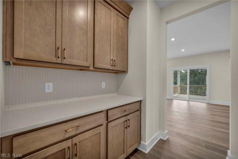 883 White Willow Lane Brunswick OH 44212