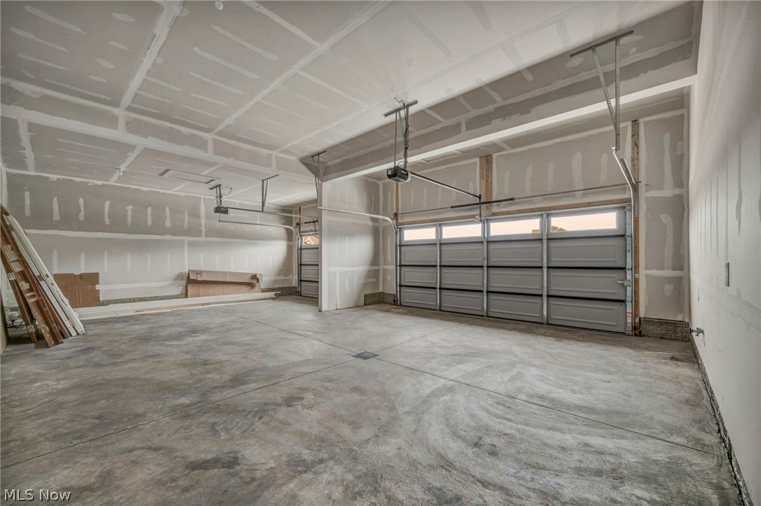 883 White Willow Lane Brunswick OH 44212
