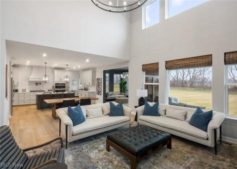 883 White Willow Lane Brunswick OH 44212