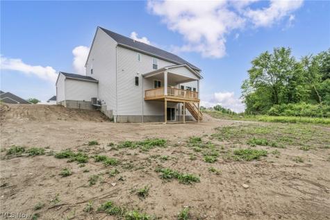 883 White Willow Lane Brunswick OH 44212