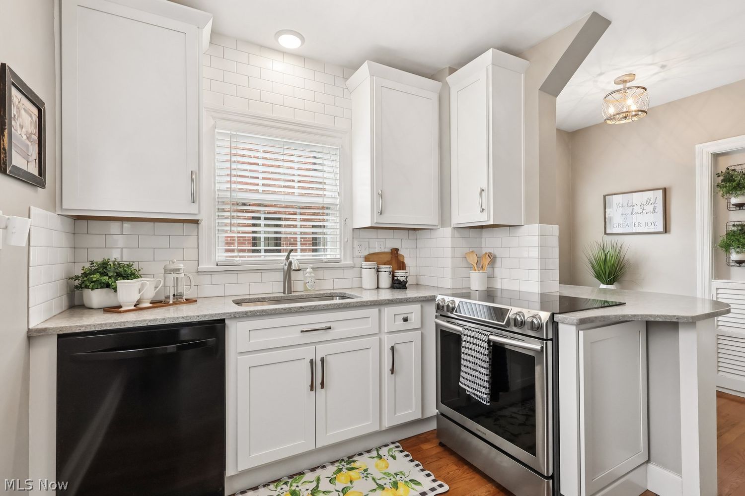 3625 Tolland Road Shaker Heights OH 44122