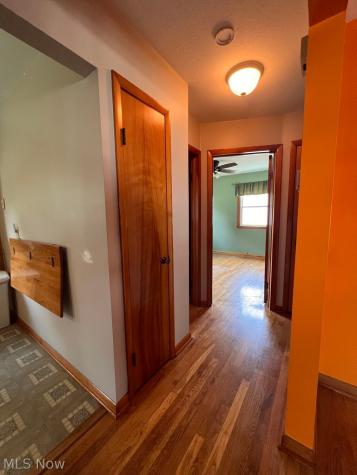 218 Courtland Street Elyria OH 44035