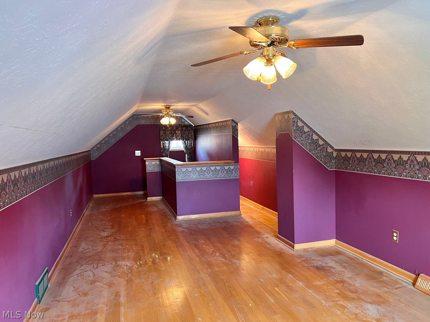 218 Courtland Street Elyria OH 44035