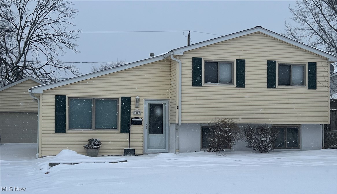 1822 S Nantucket Drive Lorain OH 44053