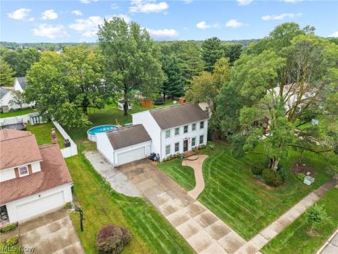 692 Thelma Drive Wadsworth OH 44281