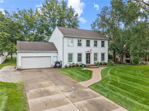 692 Thelma Drive Wadsworth OH 44281