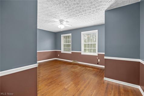 692 Thelma Drive Wadsworth OH 44281