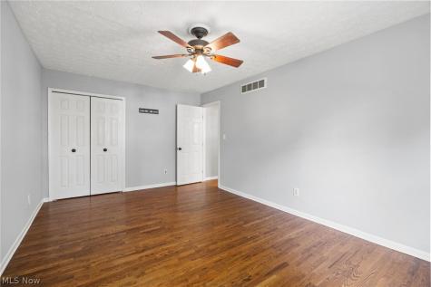 692 Thelma Drive Wadsworth OH 44281