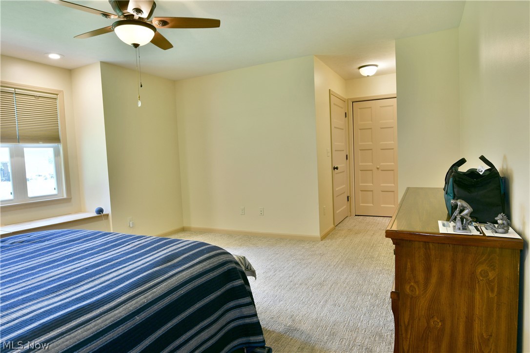413 Maplewood Drive Cortland OH 44410
