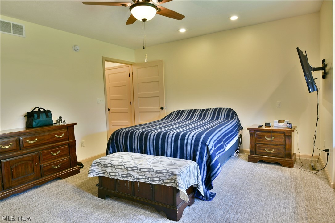 413 Maplewood Drive Cortland OH 44410