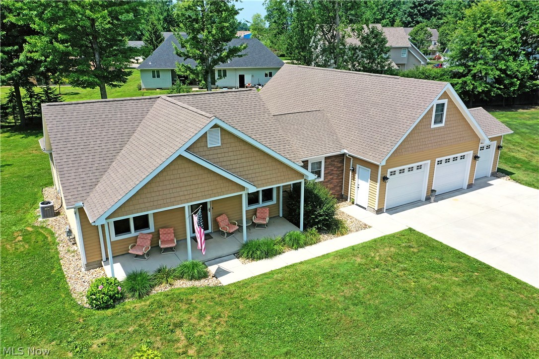 413 Maplewood Drive Cortland OH 44410