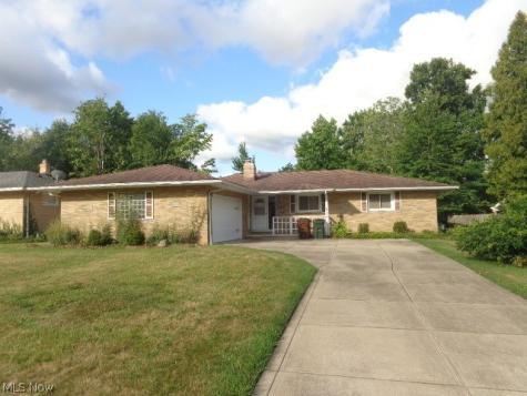 7270 Lakeview Drive Parma OH 44129