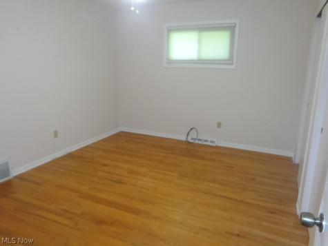 7270 Lakeview Drive Parma OH 44129