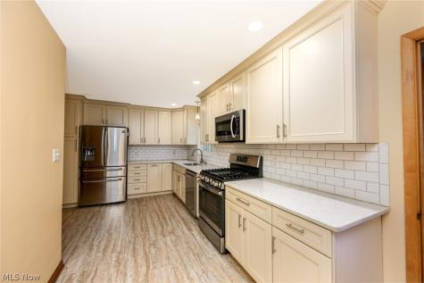 2834 Bancroft Road Fairlawn OH 44333
