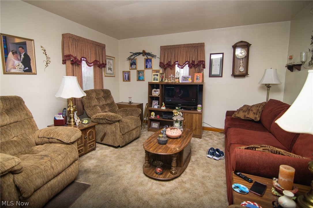 117 Starkey Boulevard Wintersville OH 43953