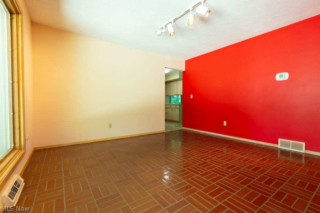 7360 Ledgewood Drive Kirtland OH 44094