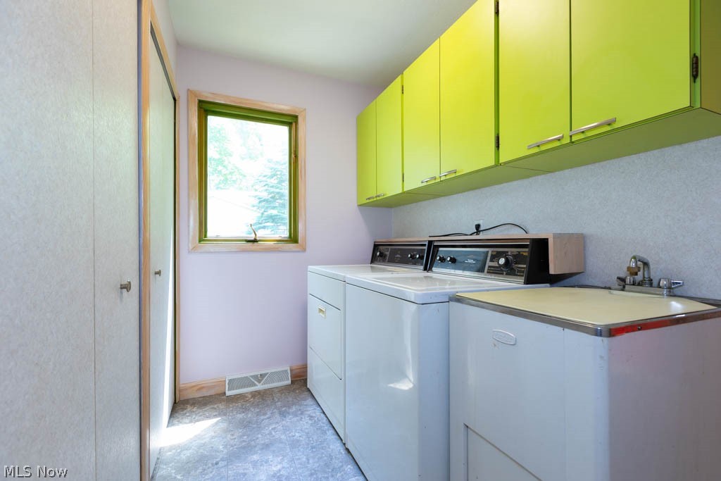 7360 Ledgewood Drive Kirtland OH 44094