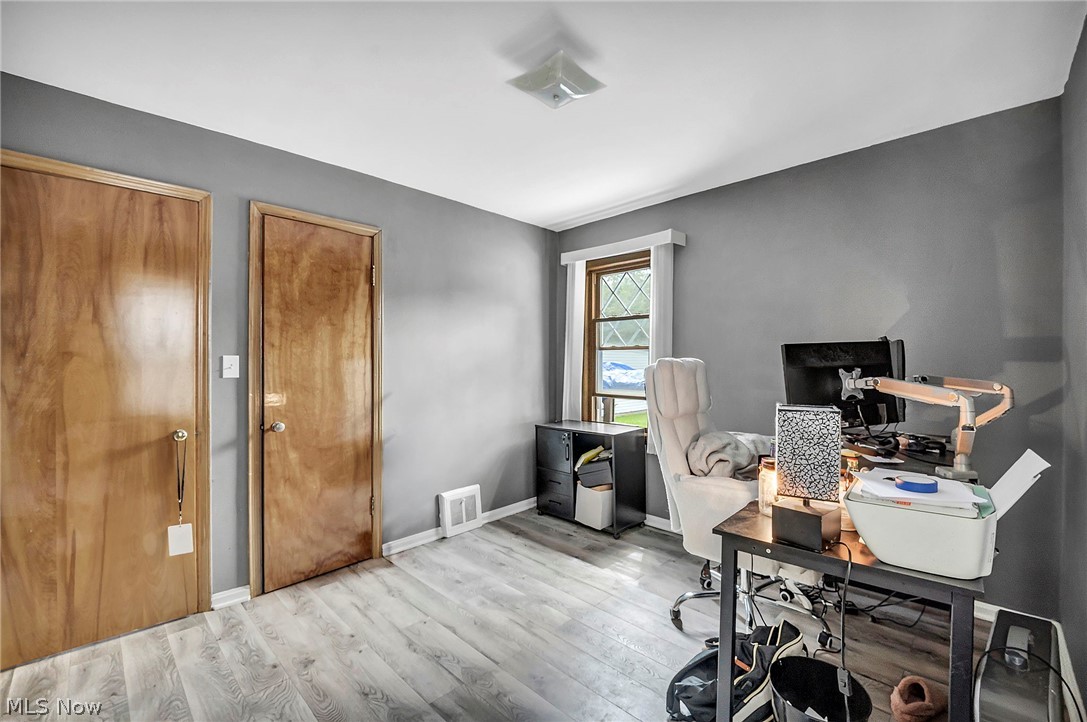 3862 Wallingford Road South Euclid OH 44121