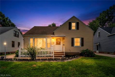 3862 Wallingford Road South Euclid OH 44121