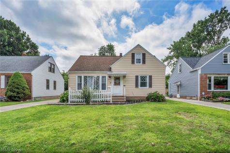 3862 Wallingford Road South Euclid OH 44121