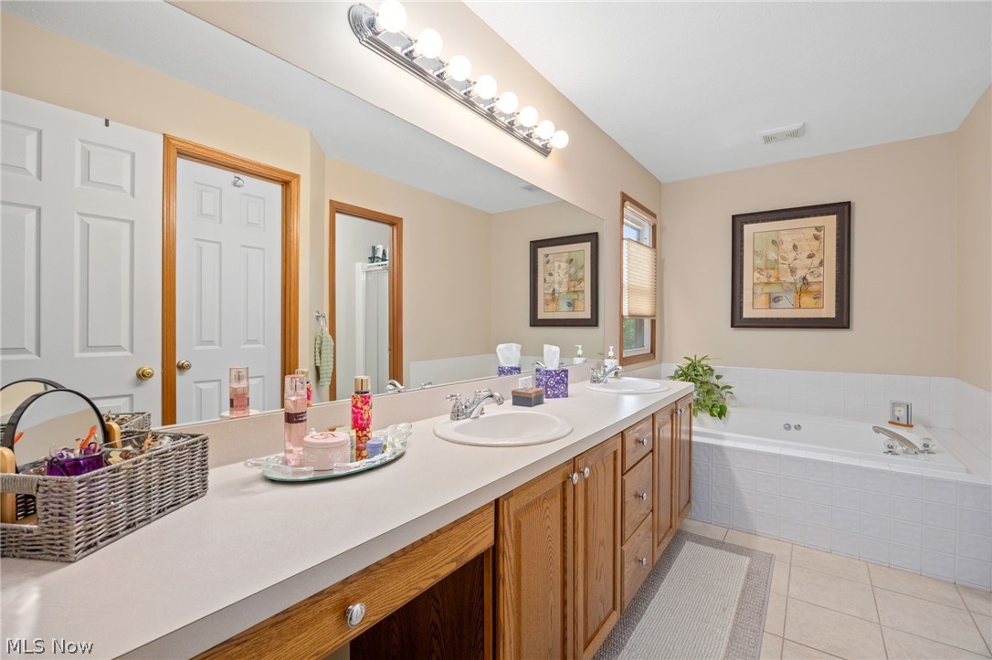 33321 Popham Lane Solon OH 44139