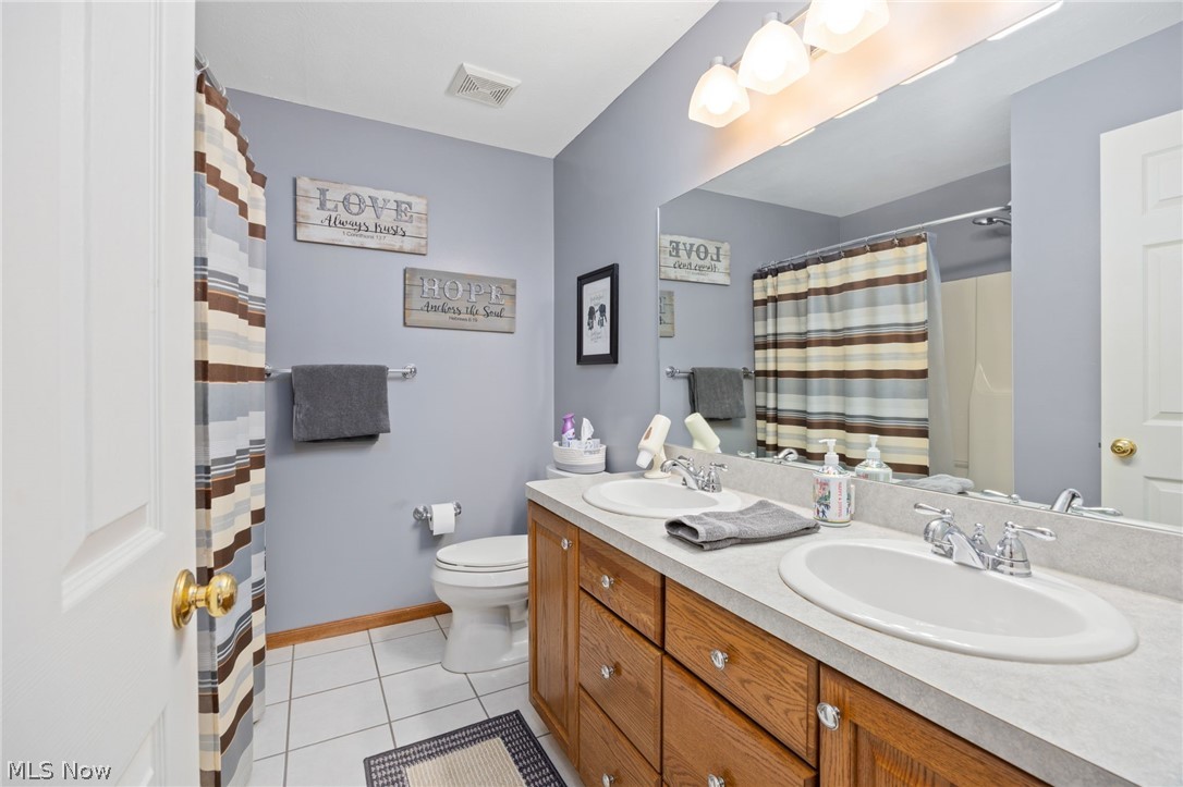 33321 Popham Lane Solon OH 44139